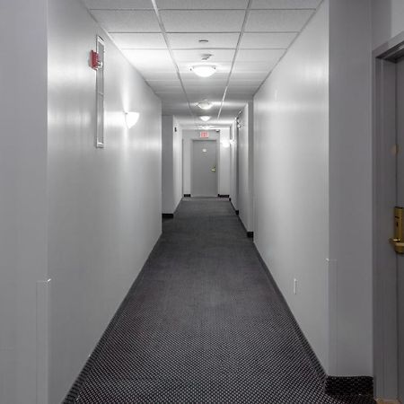 Days Inn By Wyndham Hamilton - Downtown Exterior foto