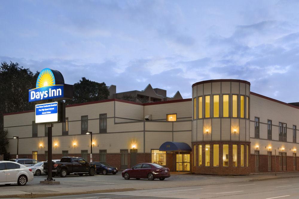 Days Inn By Wyndham Hamilton - Downtown Exterior foto